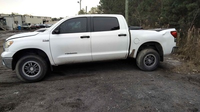 toyota tundra 5 7l