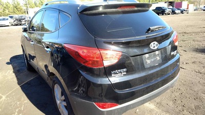 hyundai tucson 2 4l