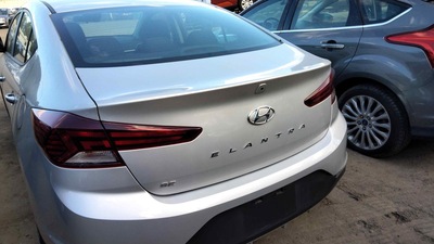 hyundai elantra 2l