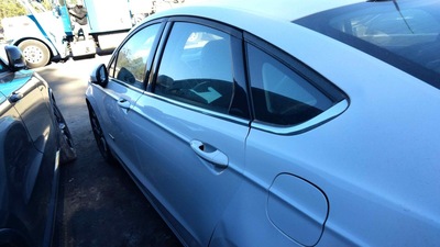 ford fusion se hybrid