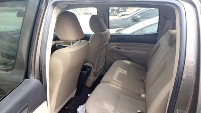 toyota tacoma 2 7l