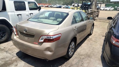 toyota camry 2 4l