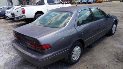 toyota camry 2 2l