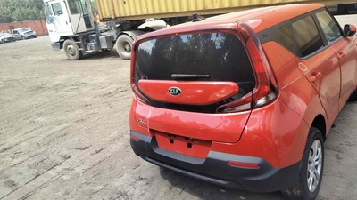 kia soul lx x line s