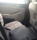 hyundai tucson 2 4l