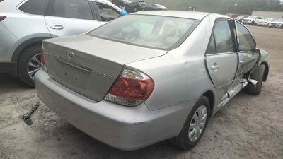 toyota camry 2 4l