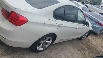 bmw 328i 2l