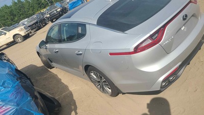 kia stinger 2l