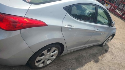 hyundai elantra 1 8l