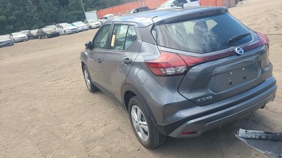 nissan kicks 1 6l