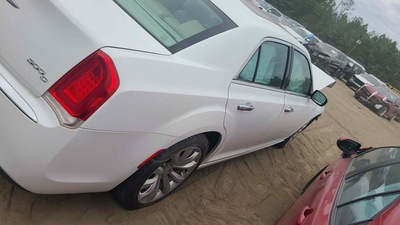 chrysler 300 5 7l