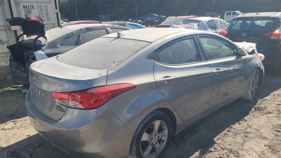 hyundai elantra 1 8l