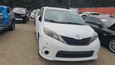 toyota sienna 3 5l