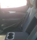 nissan rogue sport 2l