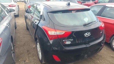 hyundai elantra 1 8l