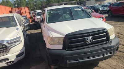 toyota tundra 5 7l