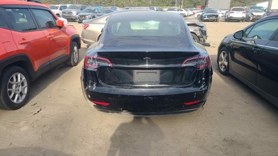 tesla model 3 0l