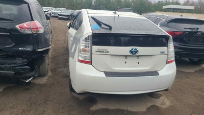 toyota prius 1 8l