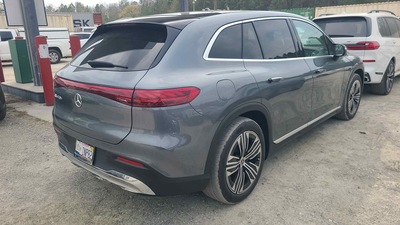 mercedes benz eqs class suv 0l