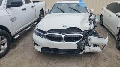 bmw 330i 2l