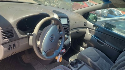 toyota sienna 3 3l