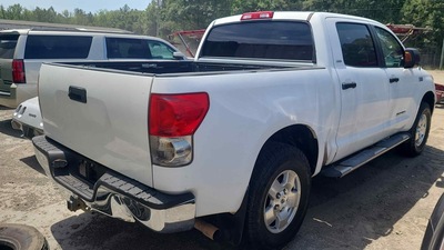 toyota tundra 5 7l