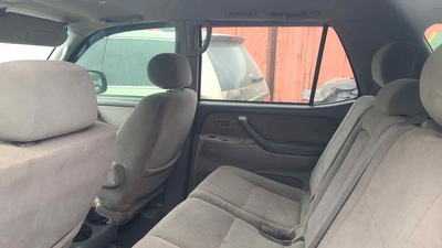 toyota sequoia 4 7l