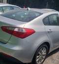 kia forte 1 8l