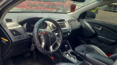 hyundai tucson 2 4l