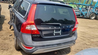 volvo xc70 3 2l