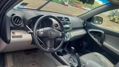 toyota rav4 2 5l