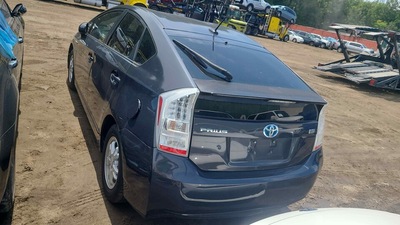 toyota prius 1 8l