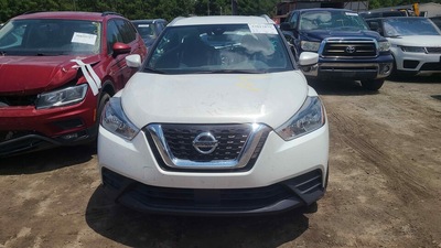 nissan kicks 1 6l