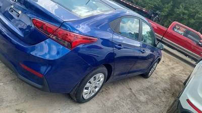 hyundai accent 1 6l