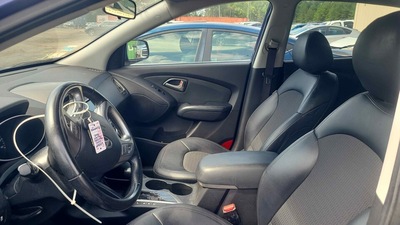 hyundai tucson 2 4l