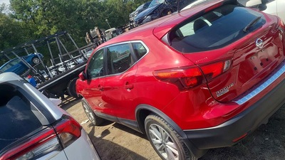 nissan rogue sport 2l