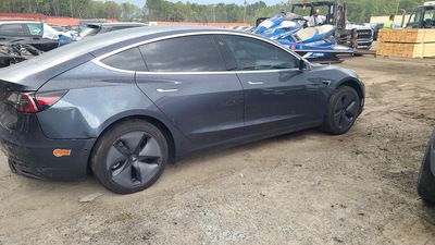 tesla model 3 0l