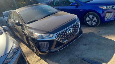 hyundai ioniq 1 6l