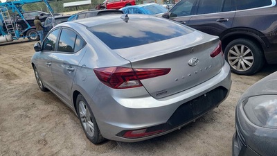 hyundai elantra 2l