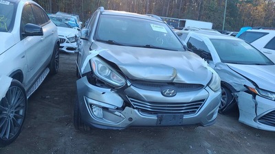 hyundai tucson 2 4l