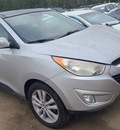 hyundai tucson 2 4l