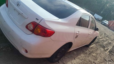 toyota corolla 1 8l