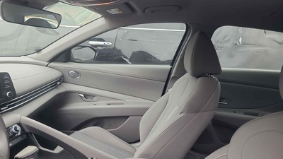 hyundai elantra 2l