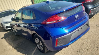 hyundai ioniq 1 6l