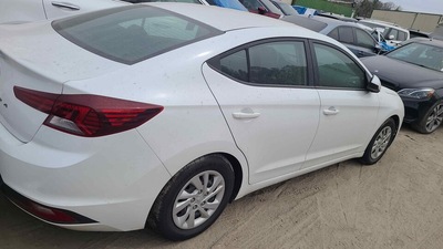 hyundai elantra 2l