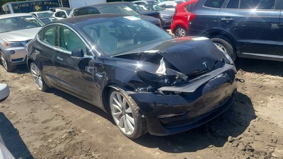 tesla model 3 0l