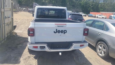 jeep gladiator 3 6l