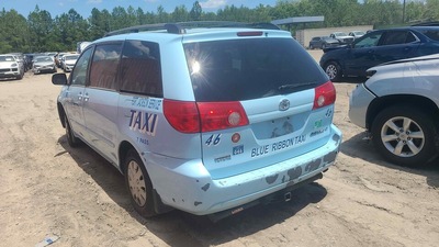 toyota sienna 3 5l