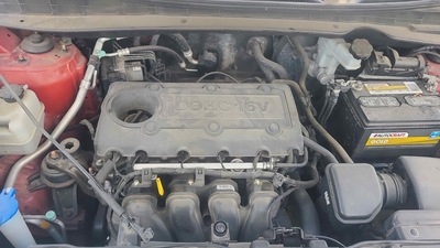 hyundai tucson 2 4l