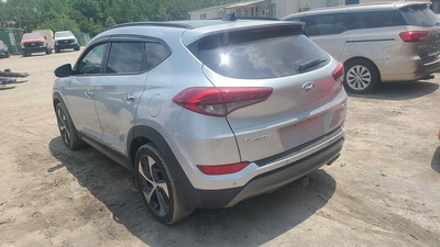 hyundai tucson 1 6l